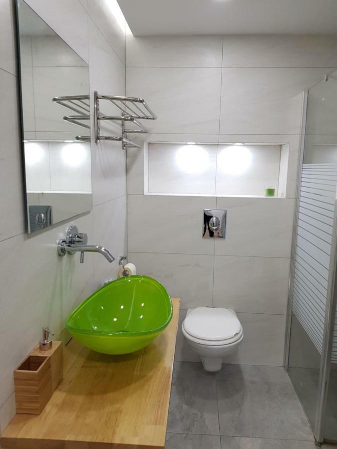 Stylish Apartment With A Patio Close To The Beach Eilat Luaran gambar